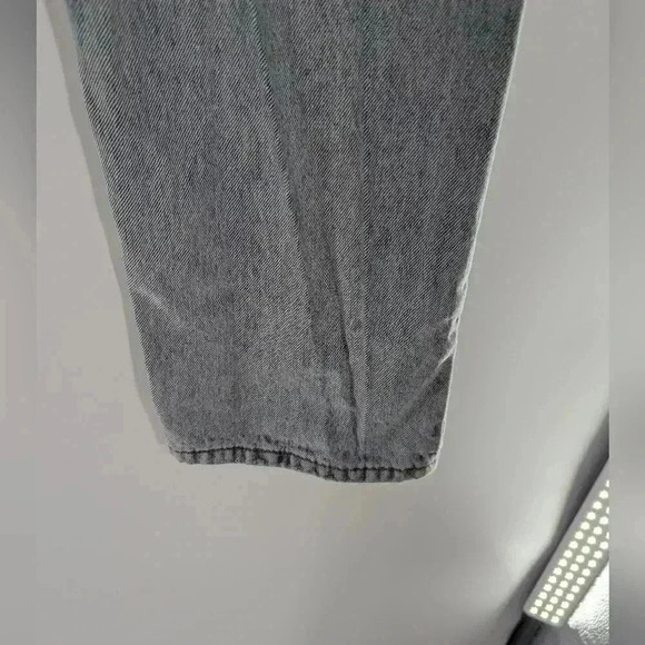 Rue21 Asymmetrical Waist Mom Jeans Size 0 Light Wash - Picture 8 of 16